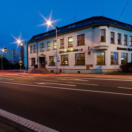 Hotel Slavia Boskovice Buitenkant foto