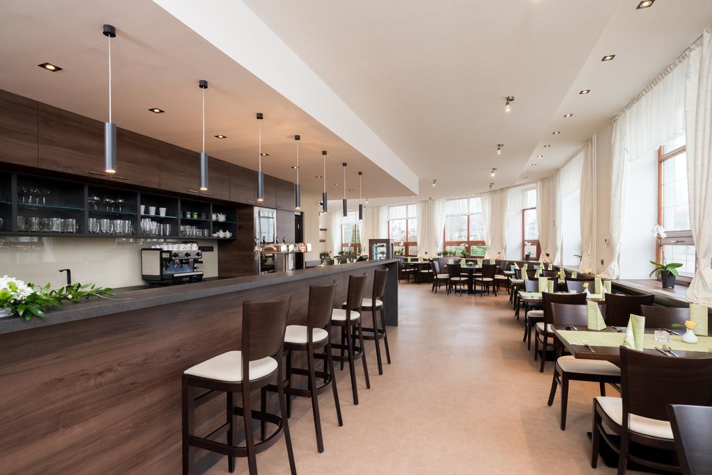 Hotel Slavia Boskovice Buitenkant foto
