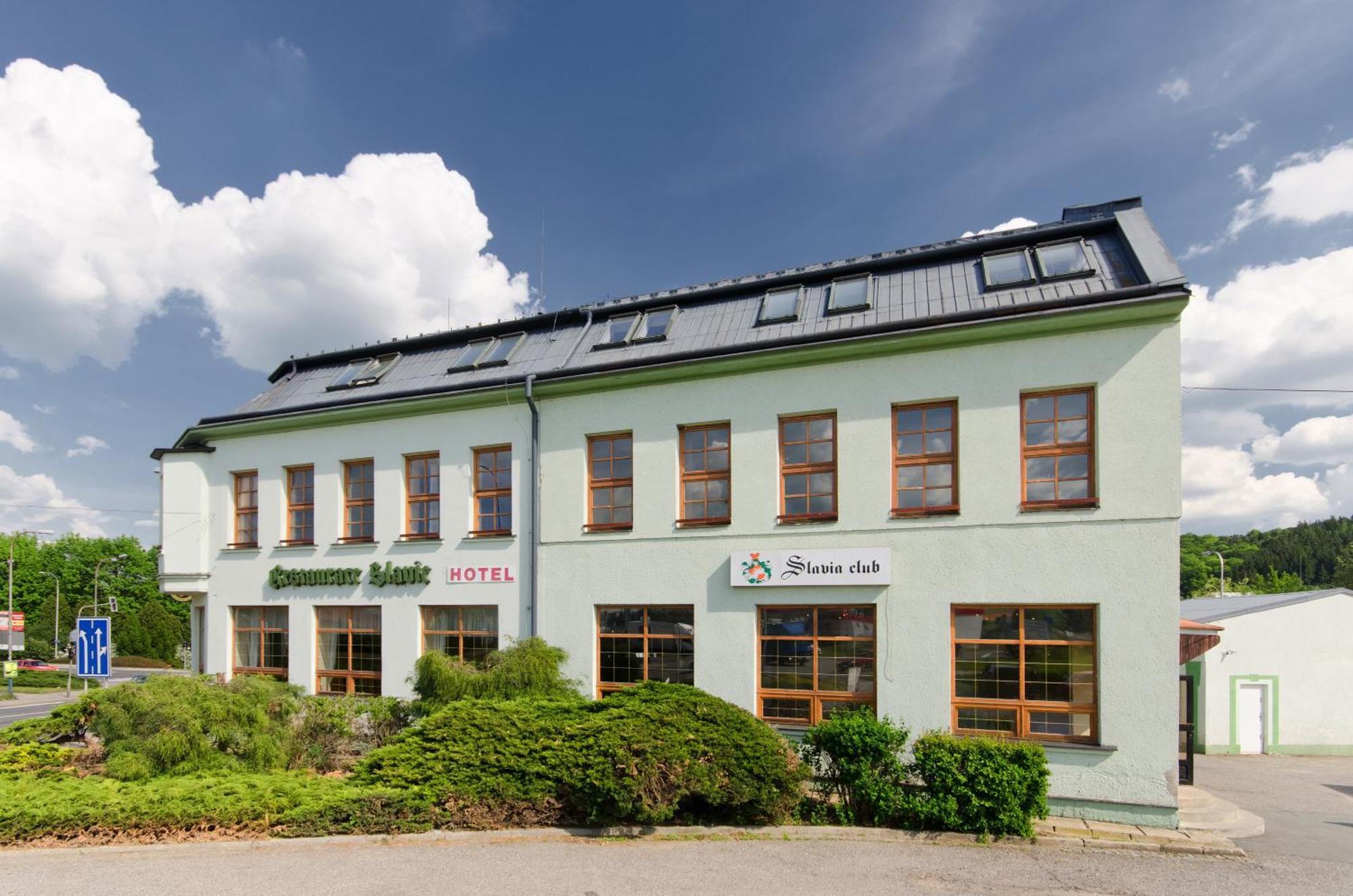Hotel Slavia Boskovice Buitenkant foto