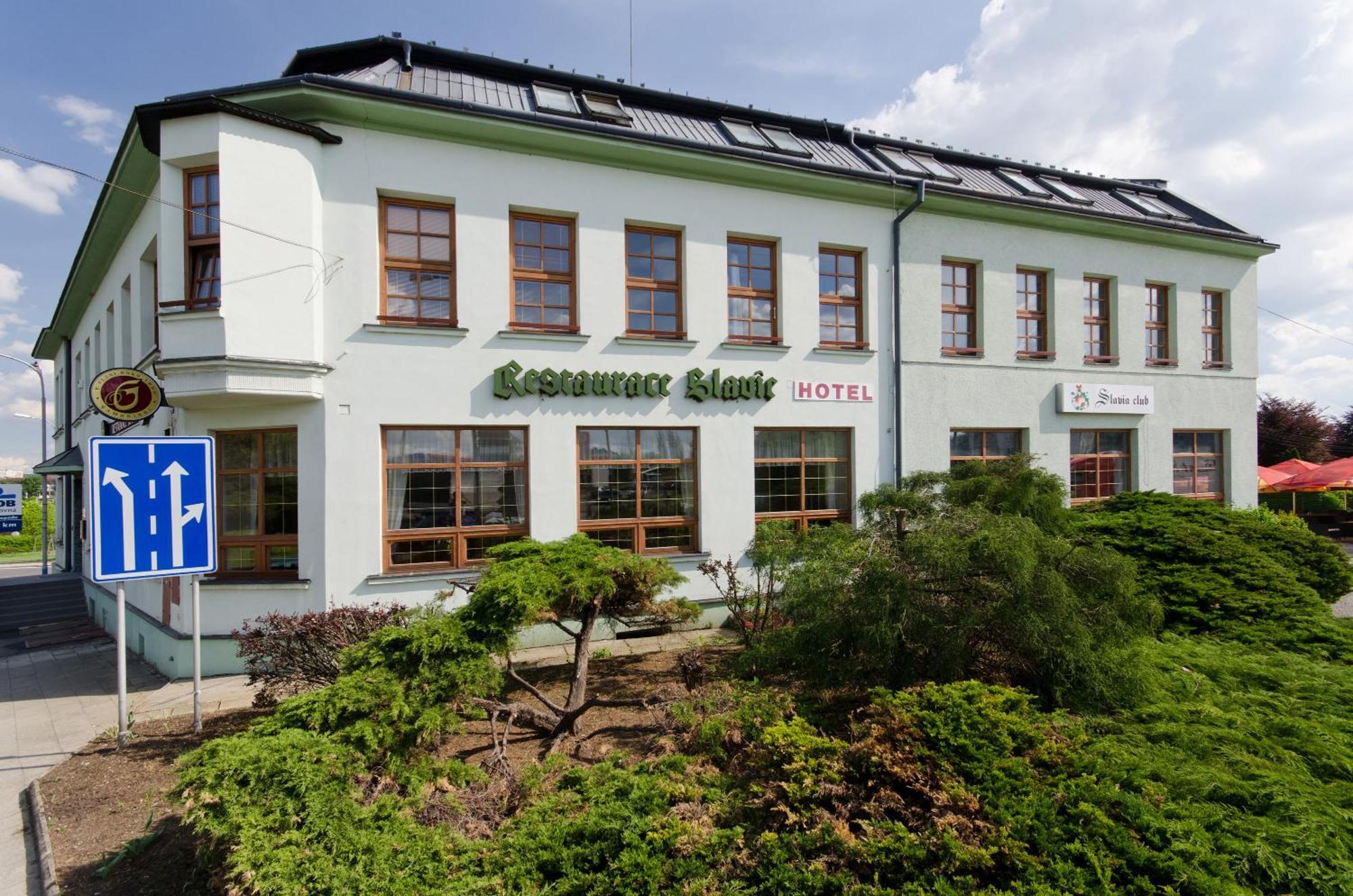 Hotel Slavia Boskovice Buitenkant foto