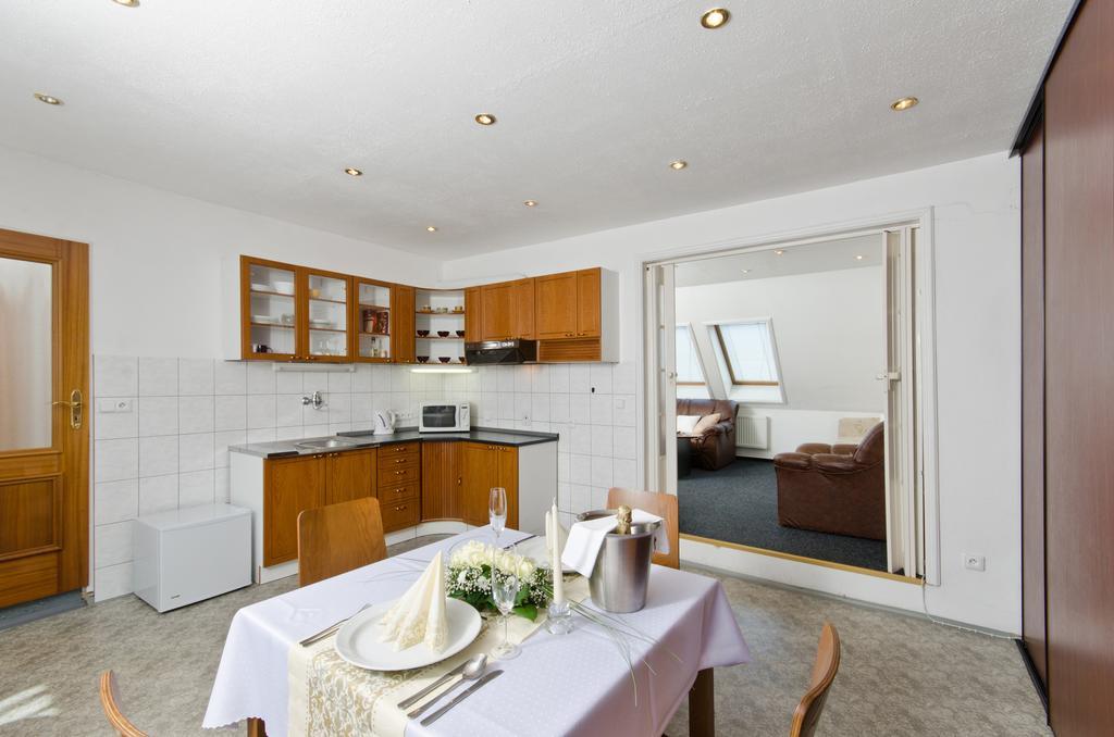 Hotel Slavia Boskovice Kamer foto