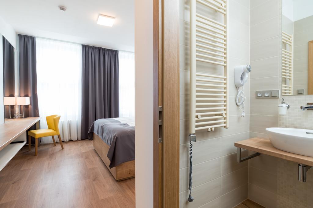 Hotel Slavia Boskovice Buitenkant foto